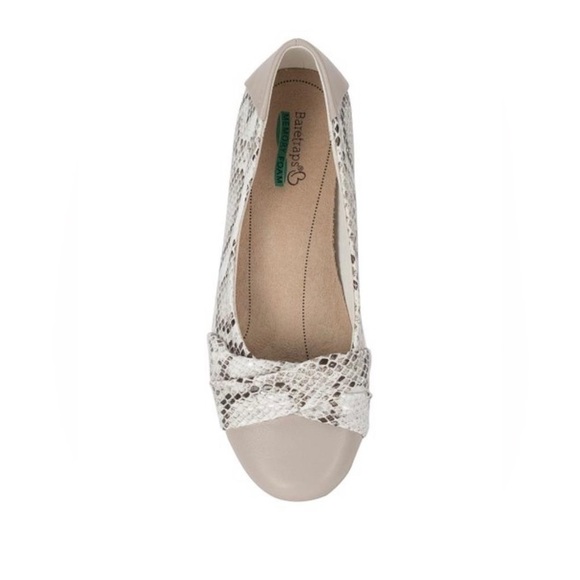 NIB BareTraps Cream Snakeskin Embossed Mitsy Slip on Flats - Picture 3 of 11